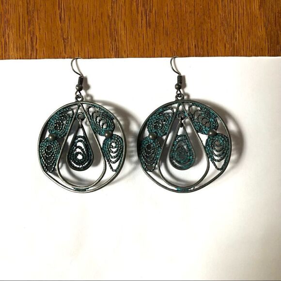 Fashion Jewelry Boho Antique Metal Dangle Earrings (A)91 - Picture 3 of 8